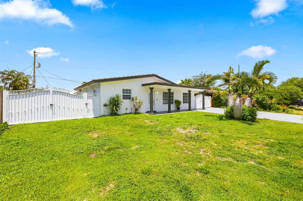 2649 Cedarcrest Road West Palm Beach FL 33415