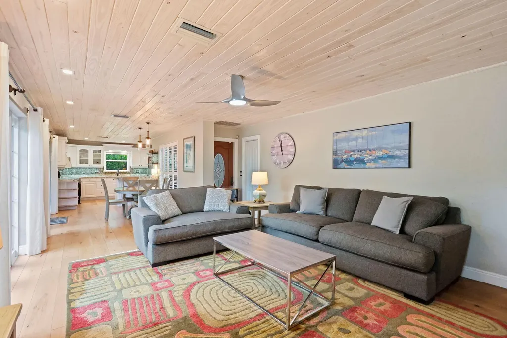 3315 Fernwood Drive Boynton Beach FL 33435