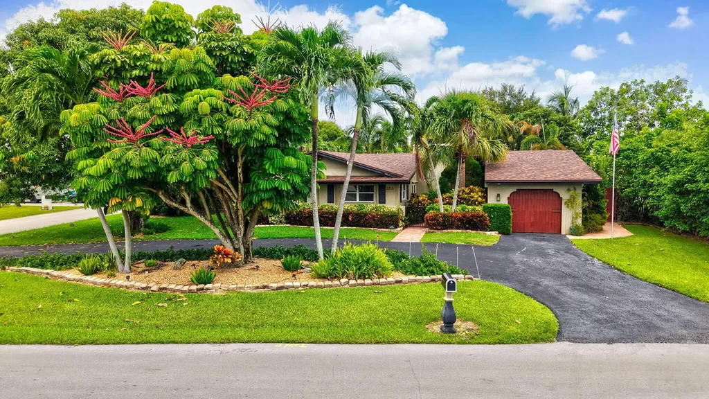 3315 Fernwood Drive Boynton Beach FL 33435