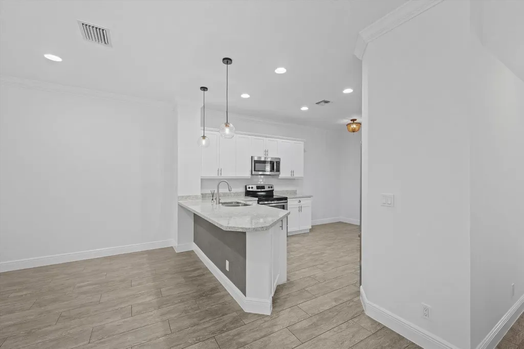 15600 Italian Cypress Way Wellington FL 33414