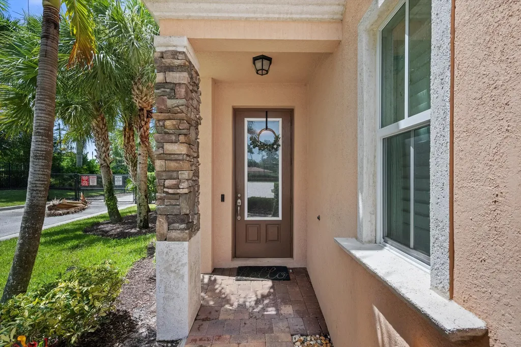 15600 Italian Cypress Way Wellington FL 33414