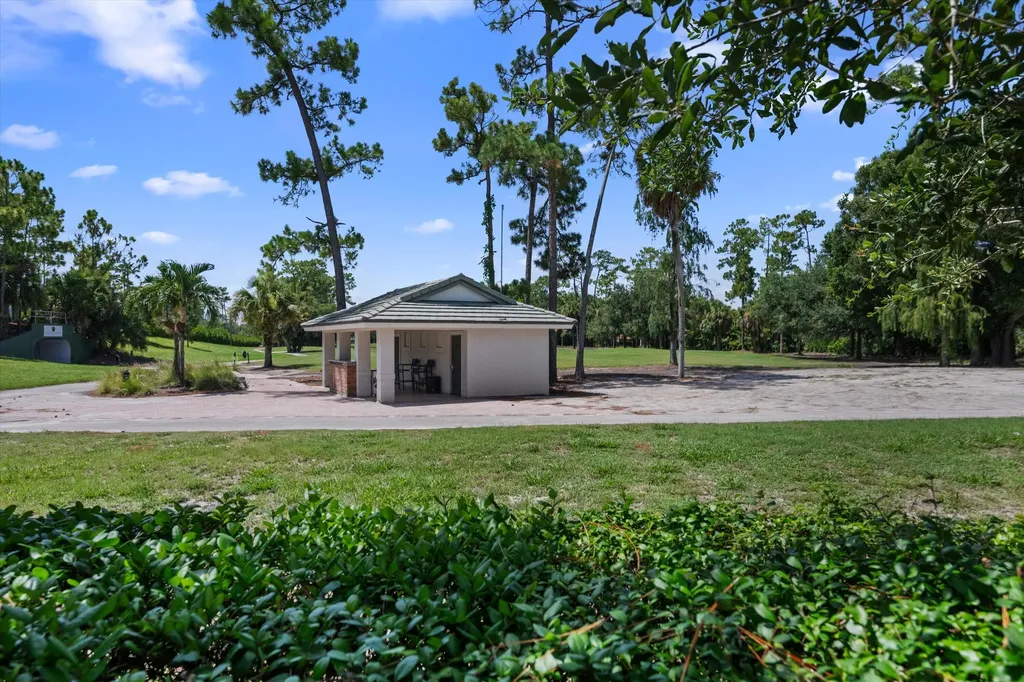15600 Italian Cypress Way Wellington FL 33414