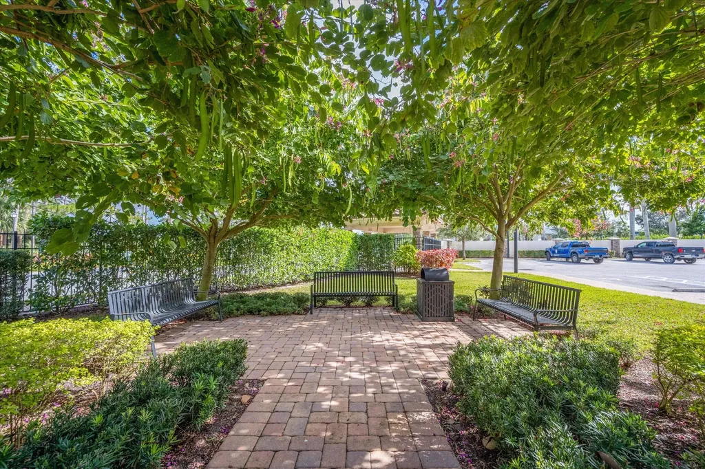 15600 Italian Cypress Way Wellington FL 33414
