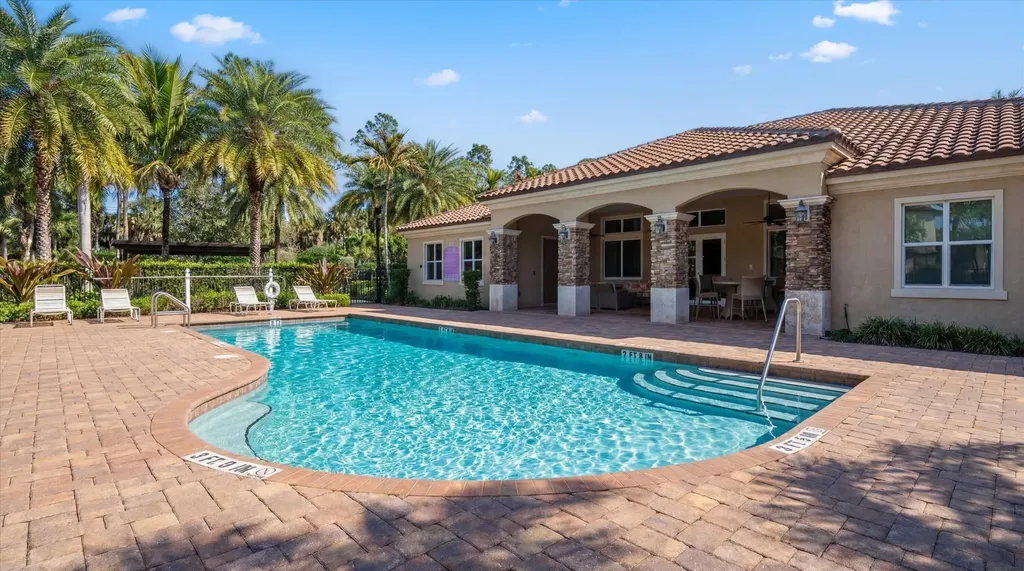 15600 Italian Cypress Way Wellington FL 33414