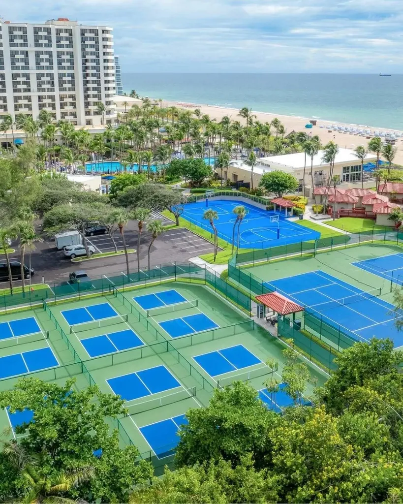 2821 N Ocean Boulevard Fort Lauderdale FL 33308