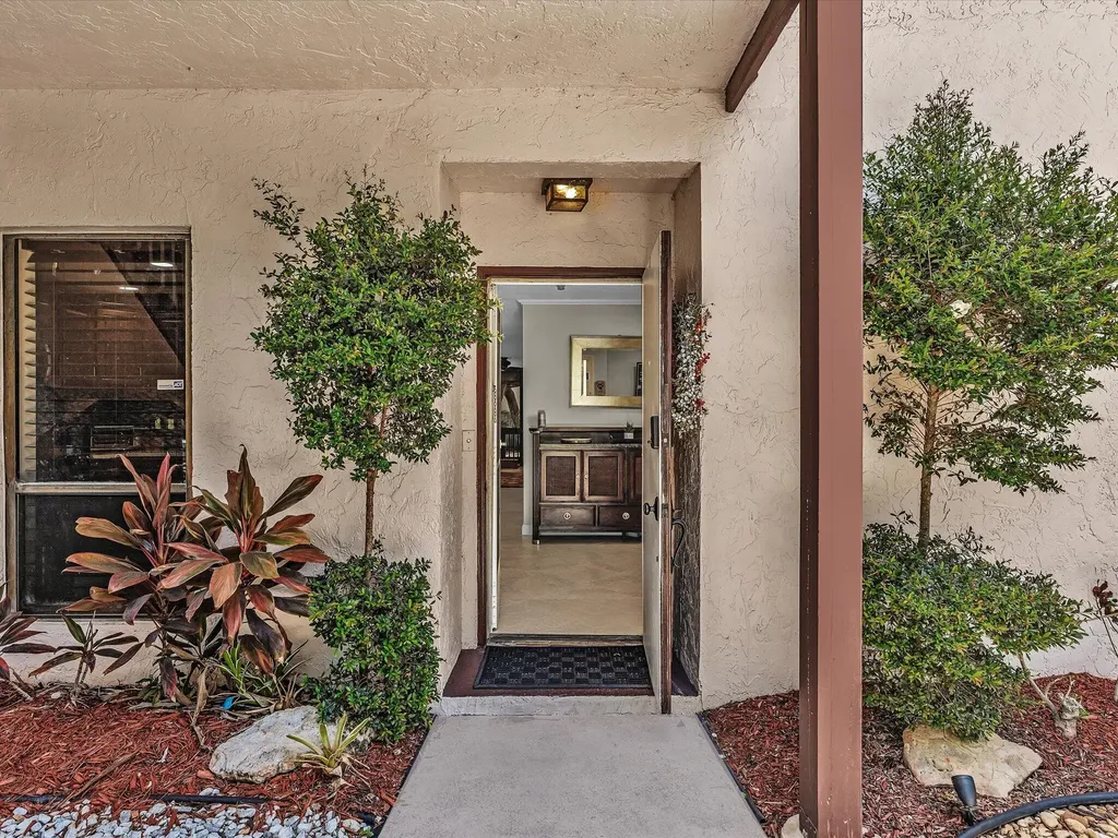 9256 Sabal Ridge Circle Boca Raton FL 33428