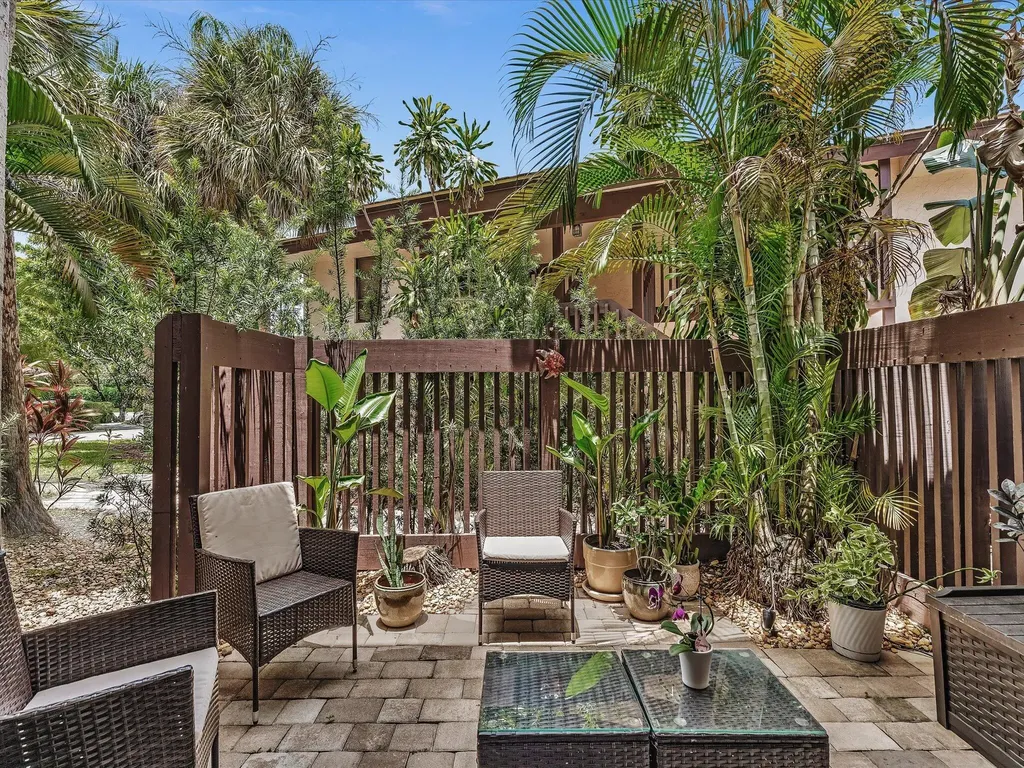 9256 Sabal Ridge Circle Boca Raton FL 33428
