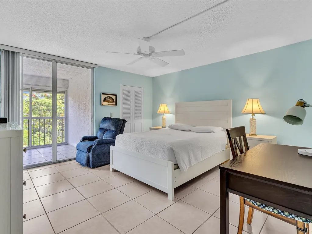 14701 Cumberland Drive Delray Beach FL 33446