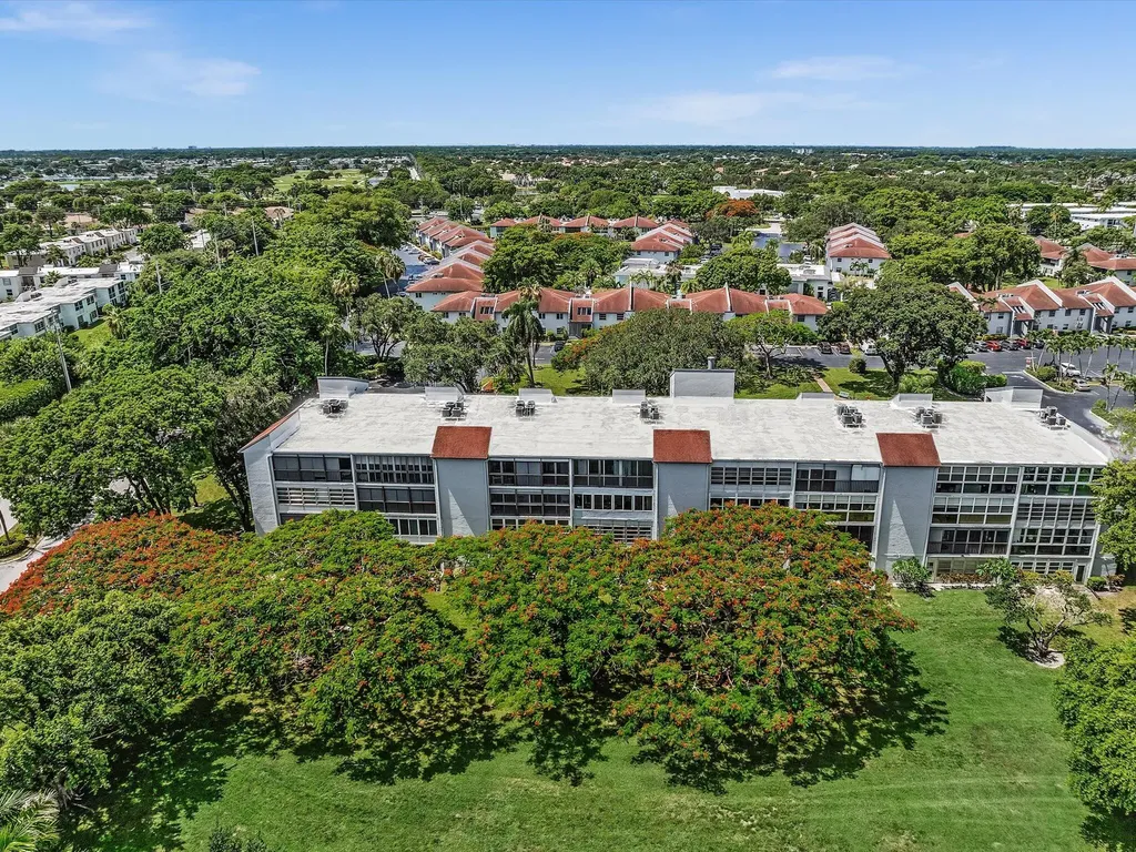 14701 Cumberland Drive Delray Beach FL 33446