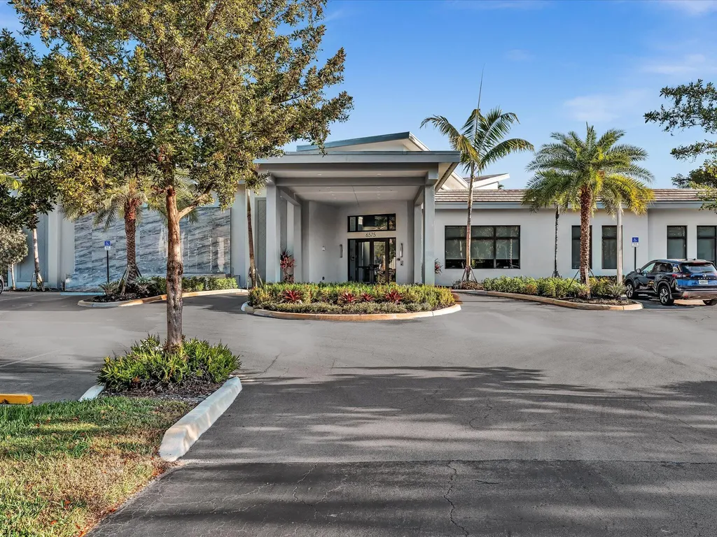 14701 Cumberland Drive Delray Beach FL 33446