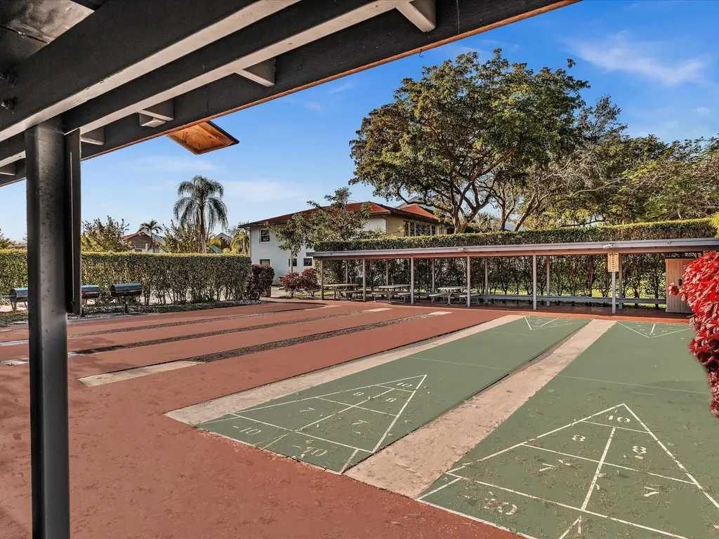 14701 Cumberland Drive Delray Beach FL 33446