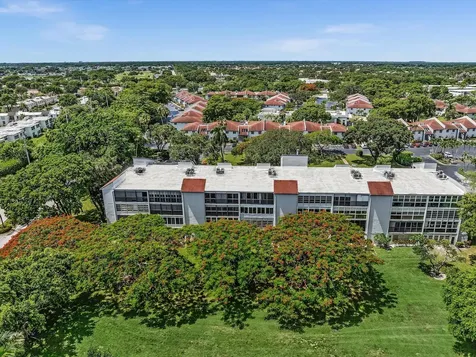14701 Cumberland Drive Delray Beach FL 33446