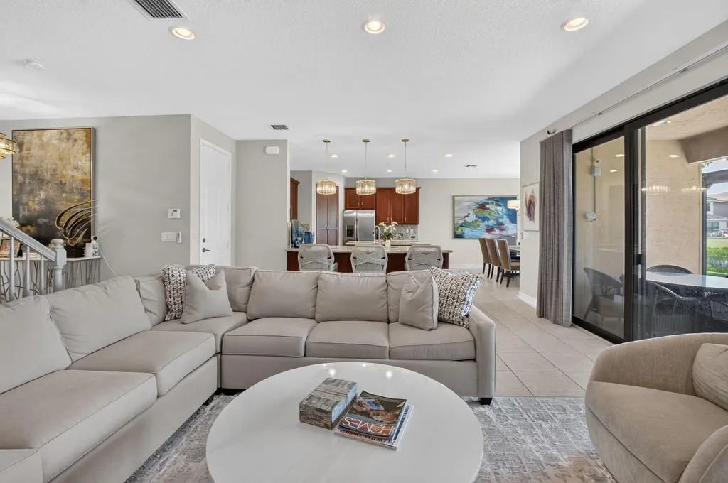8059 Cactus Quartz Circle Delray Beach FL 33446