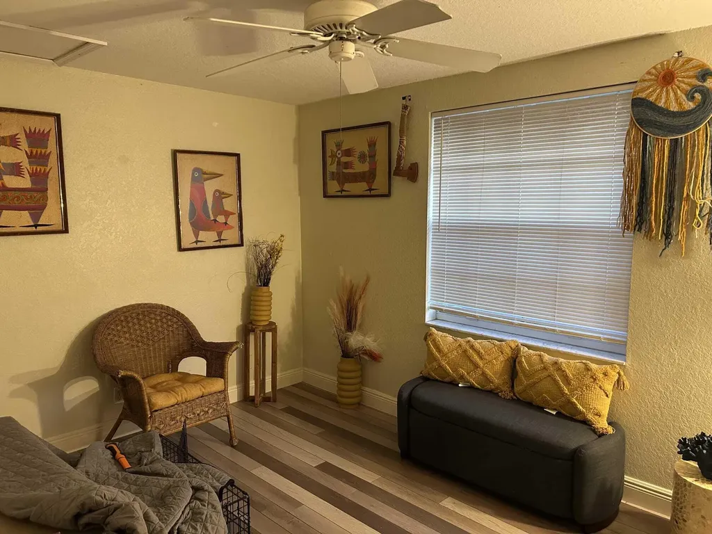 822 Summit Lake Drive West Palm Beach FL 33406