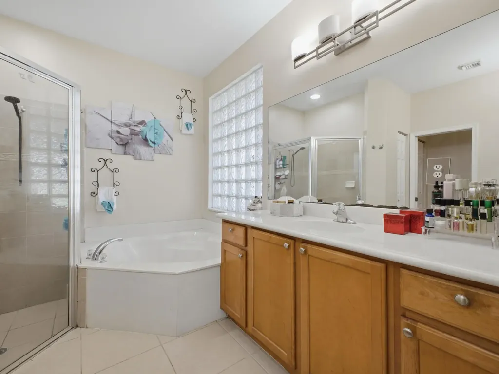 6906 Aliso Avenue West Palm Beach FL 33413