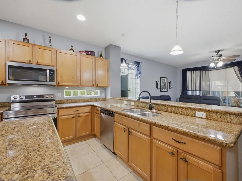 6906 Aliso Avenue West Palm Beach FL 33413