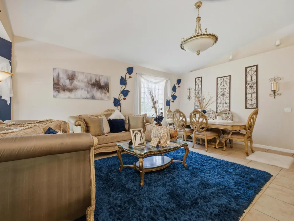 6906 Aliso Avenue West Palm Beach FL 33413