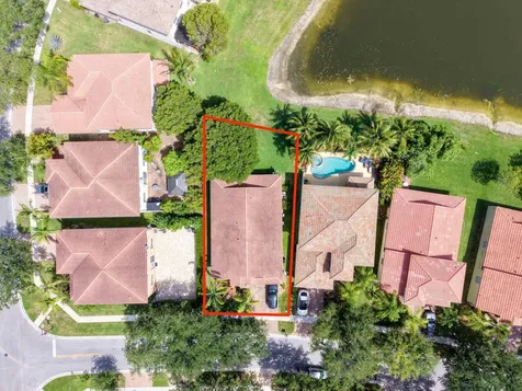 6906 Aliso Avenue West Palm Beach FL 33413