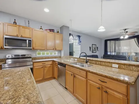 6906 Aliso Avenue West Palm Beach FL 33413