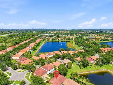 6906 Aliso Avenue West Palm Beach FL 33413