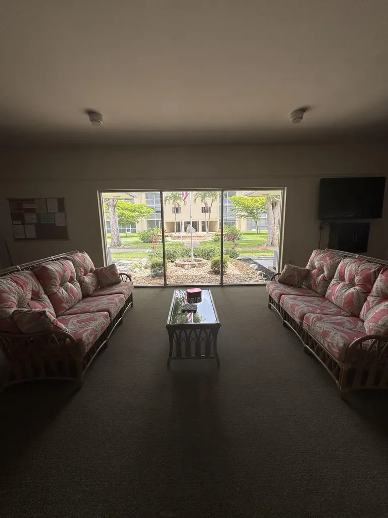 700 Village Green Court Palm Springs FL 33461