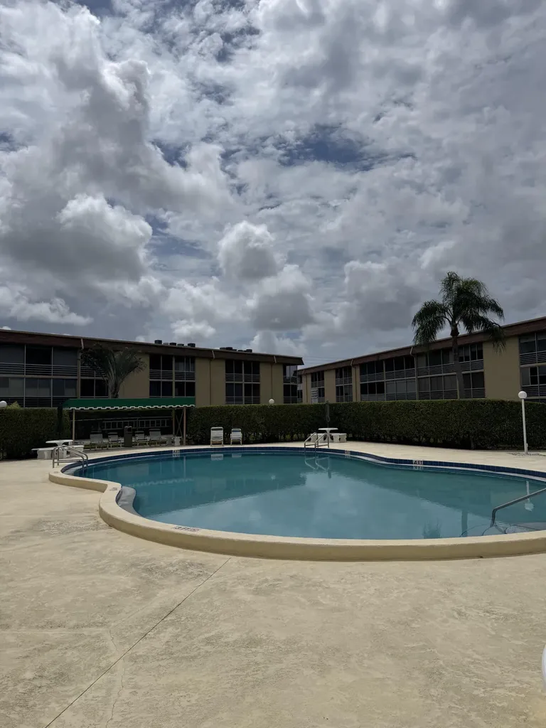 700 Village Green Court Palm Springs FL 33461