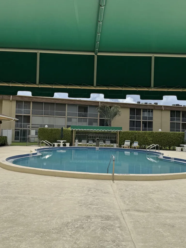 700 Village Green Court Palm Springs FL 33461