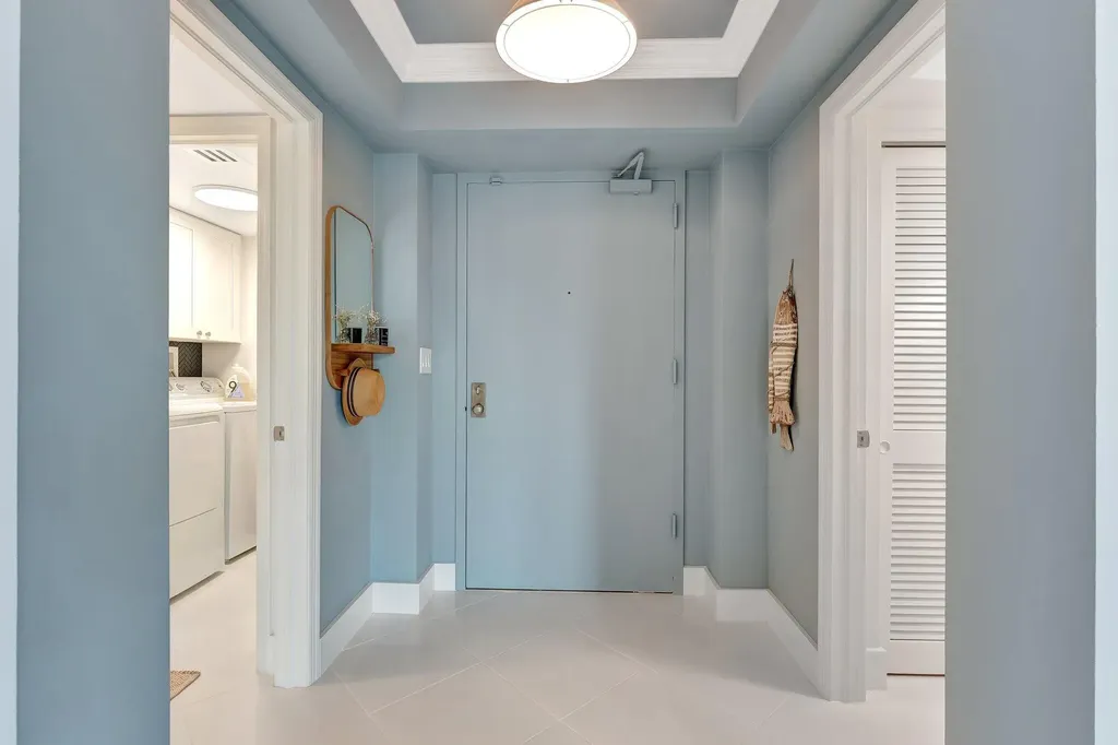 120 SE 5th Avenue Boca Raton FL 33432