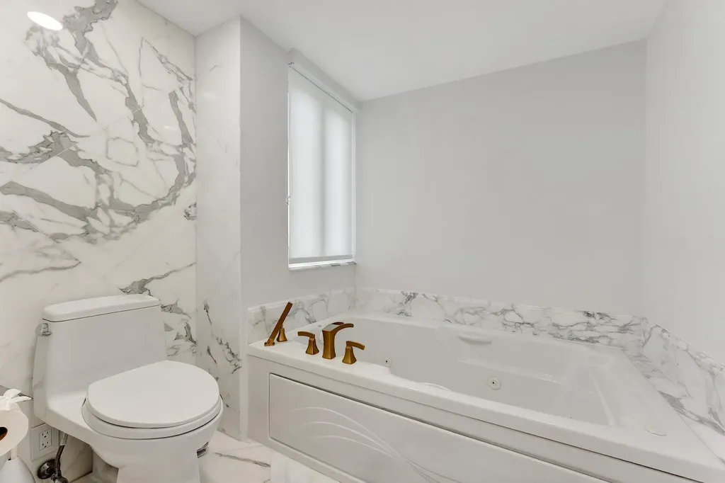 120 SE 5th Avenue Boca Raton FL 33432