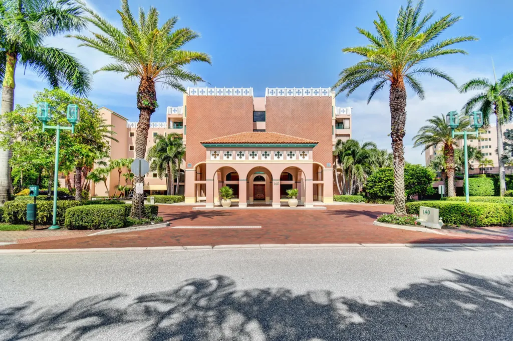 120 SE 5th Avenue Boca Raton FL 33432