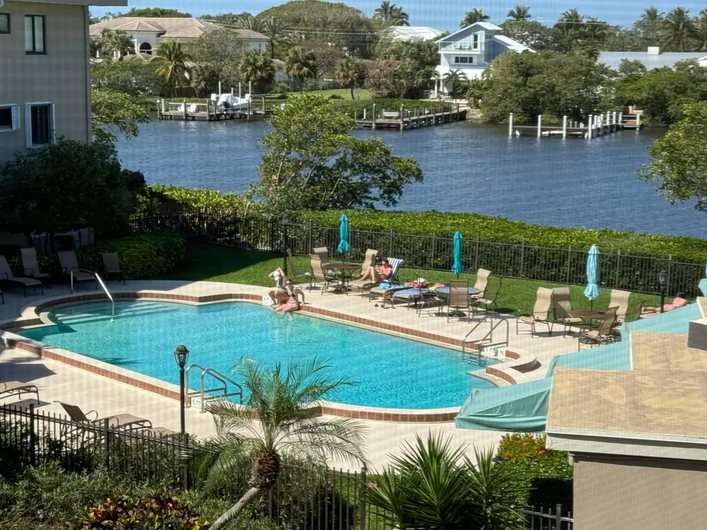 3605 S Ocean Boulevard South Palm Beach FL 33480