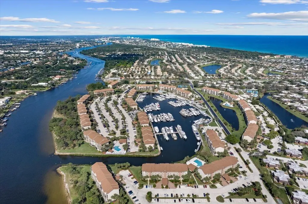2001 Marina Isle Way Jupiter FL 33477