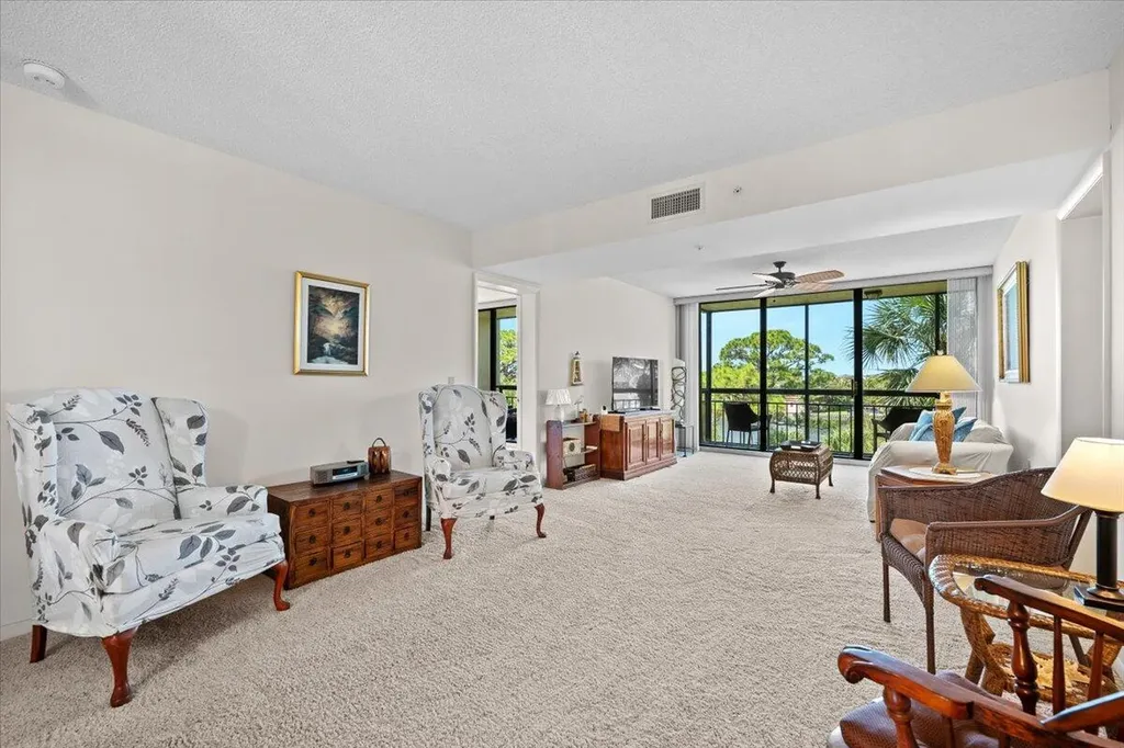 2001 Marina Isle Way Jupiter FL 33477