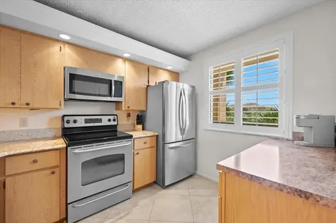 2001 Marina Isle Way Jupiter FL 33477