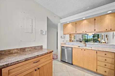 2001 Marina Isle Way Jupiter FL 33477