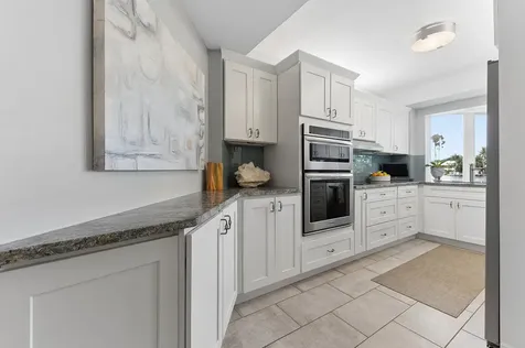 555 SE 6th Avenue Delray Beach FL 33483