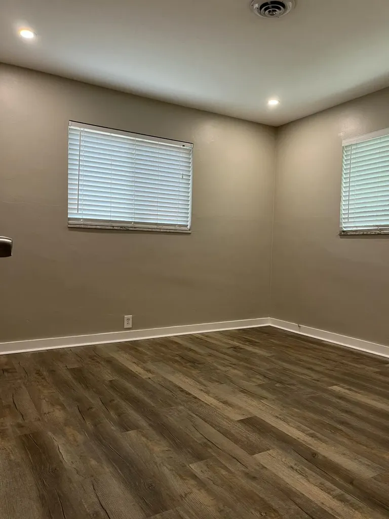 4250 NW 21st Avenue Oakland Park FL 33309