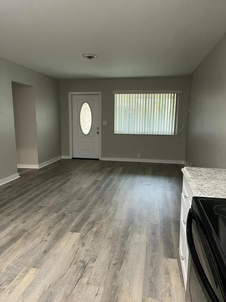 4250 NW 21st Avenue Oakland Park FL 33309