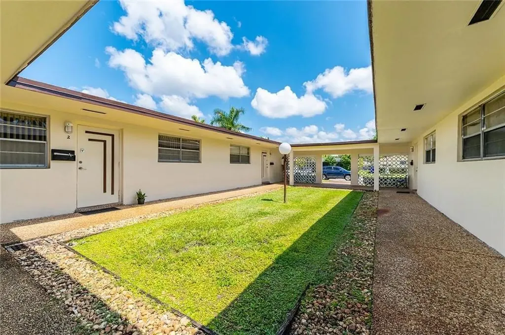 3500 Polk Street Hollywood FL 33021
