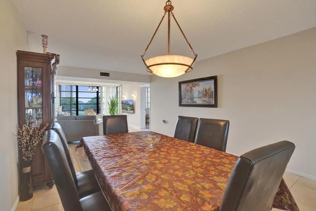 1524 Whitehall Drive Davie FL 33324