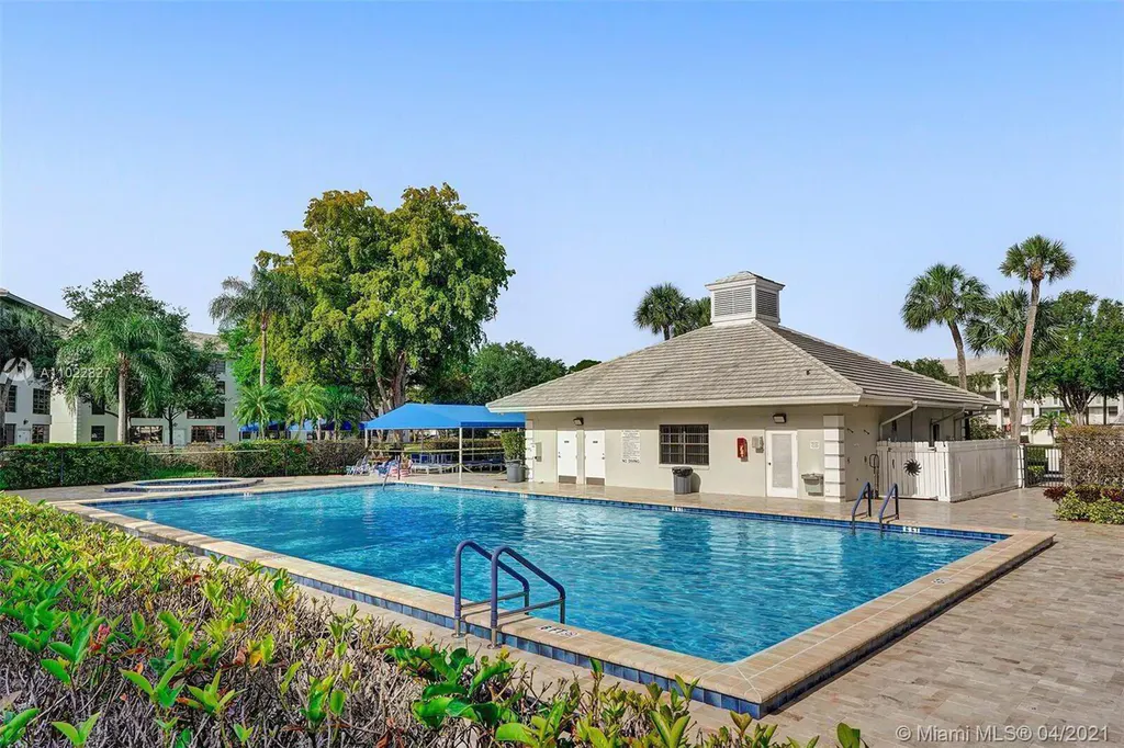 1524 Whitehall Drive Davie FL 33324