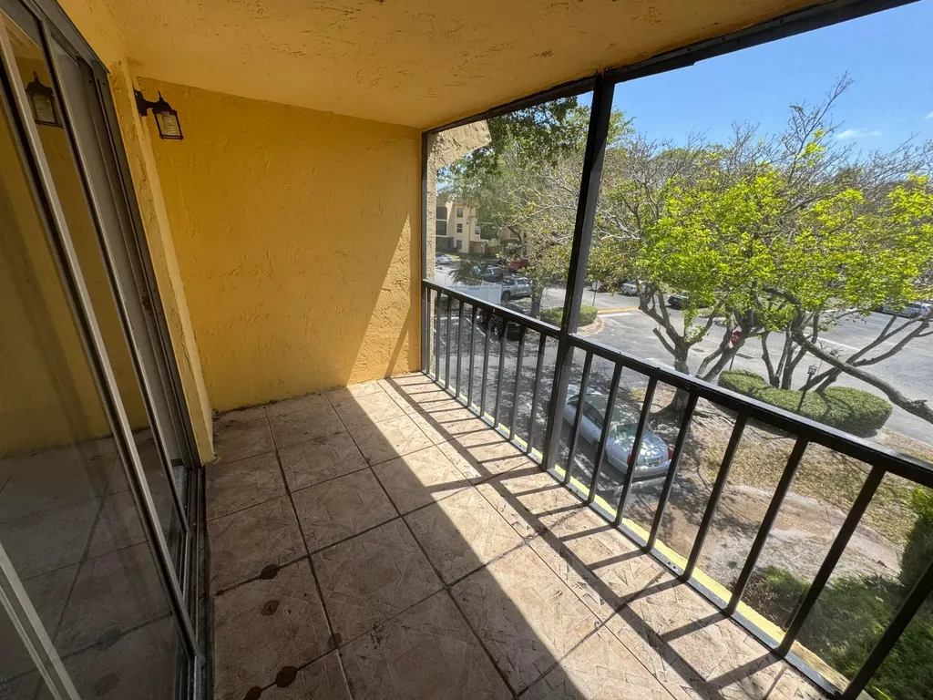 450 NW 20th Street Boca Raton FL 33431
