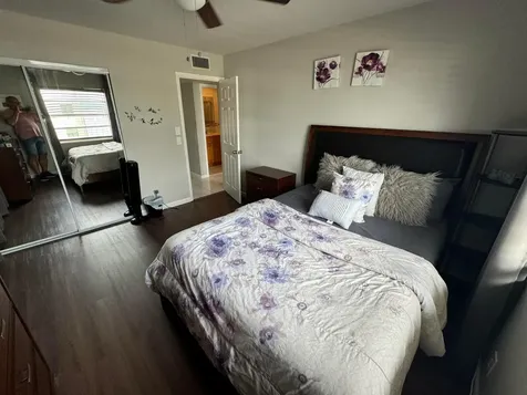669 Burgundy N Delray Beach FL 33484