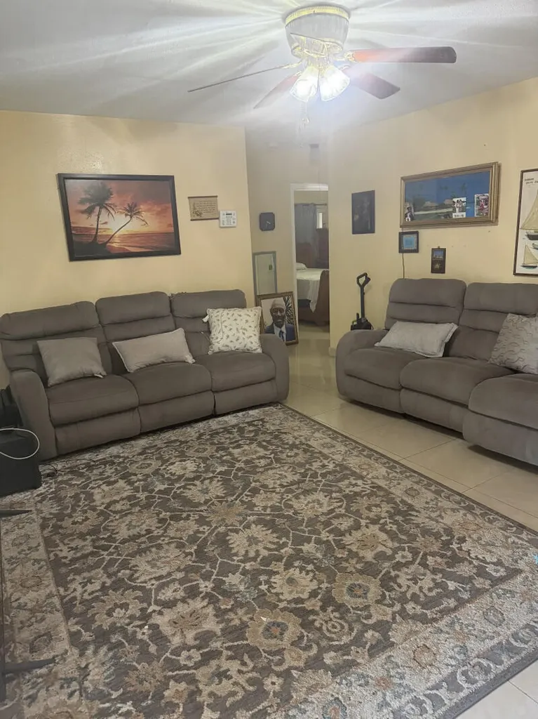 15100 NE 13th Avenue North Miami Beach FL 33162