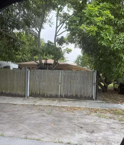 15100 NE 13th Avenue North Miami Beach FL 33162