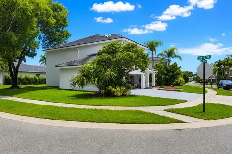 609 SW 167th Way Pembroke Pines FL 33027