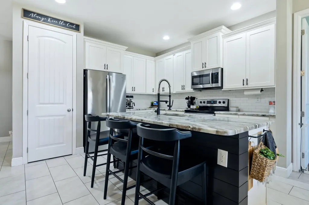 1386 SW Babcock Avenue Port St Lucie FL 34953