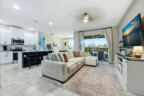 1386 SW Babcock Avenue Port St Lucie FL 34953