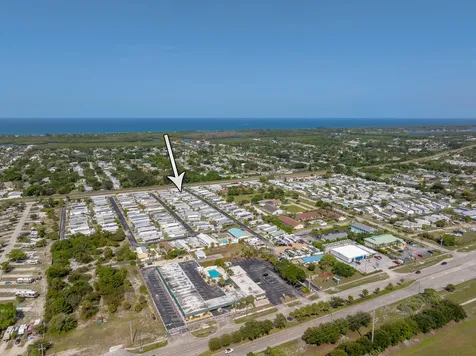 10885 SE Federal Hwy 32 Highway Hobe Sound FL 33455