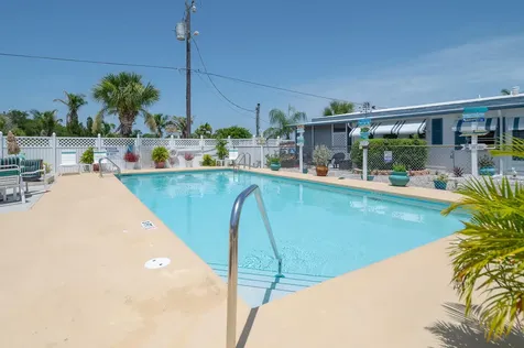 10885 SE Federal Hwy 32 Highway Hobe Sound FL 33455